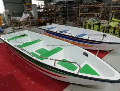 What are the pros and cons of fiberglass boats?